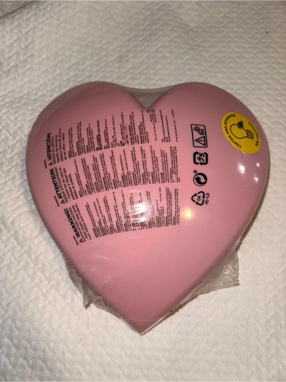 IKEA Upplyst Heart LED Wall Lamp